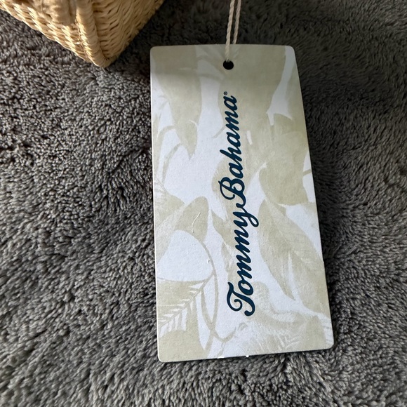 Tommy Bahama Beige Woven Tote - Picture 4 of 6